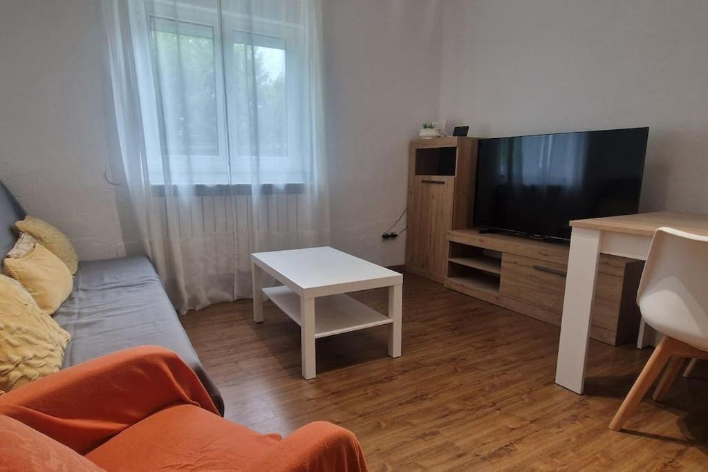 Apartamento En Oviedo 646A Kültér fotó