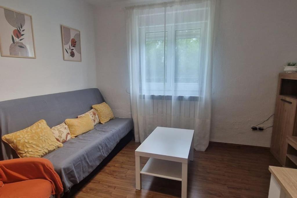Apartamento En Oviedo 646A Kültér fotó