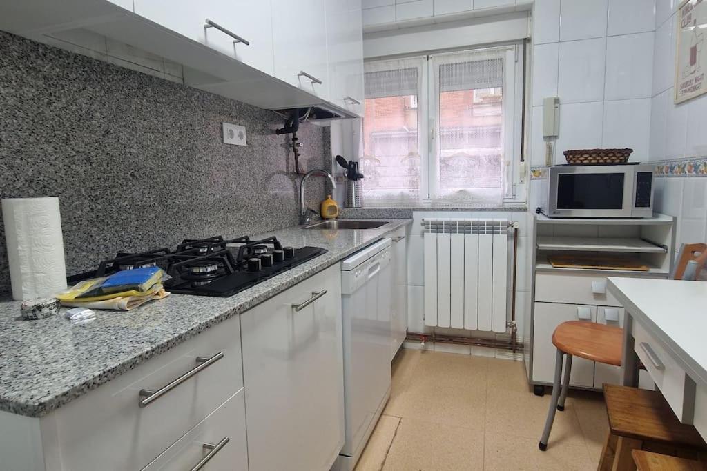 Apartamento En Oviedo 646A Kültér fotó